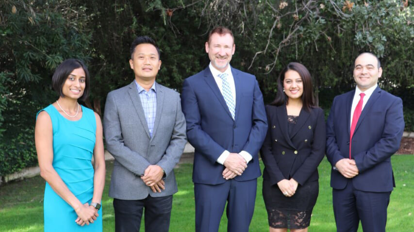 DLV Vision Team of Ophthalmologists and Optometrists DLV Vision Team of Ophthalmologists and Optometrists