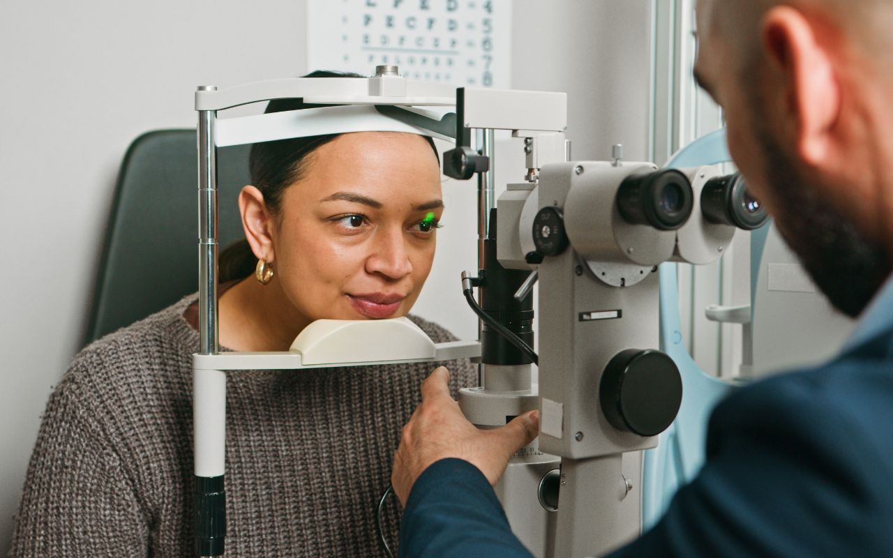 woman getting an eye exam