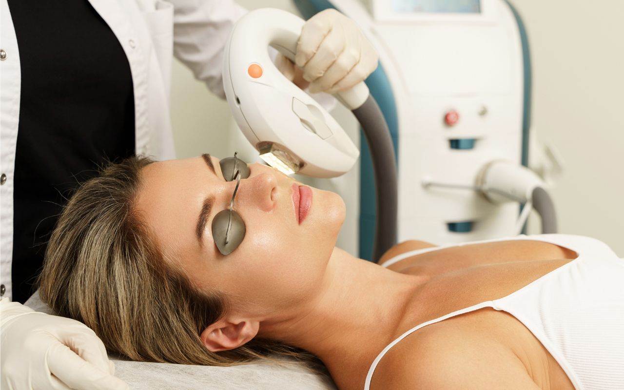 woman receiving an IPL treatment