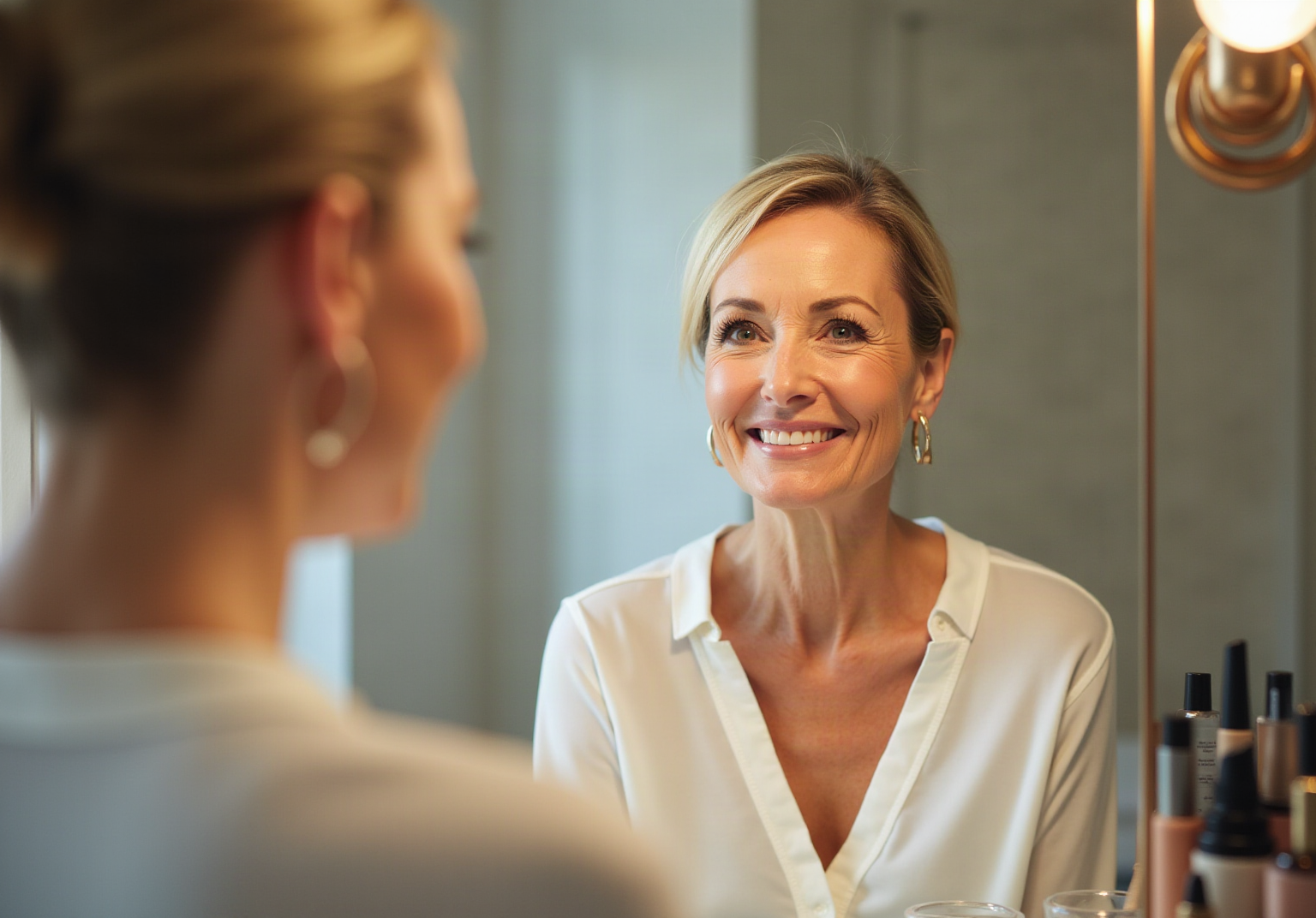 10 beneficios de la blefaroplastia láser para ojos cansados por el uso de pantallas 10-benefits-of-blepharoplasty-laser-for-screen-strained-eyes